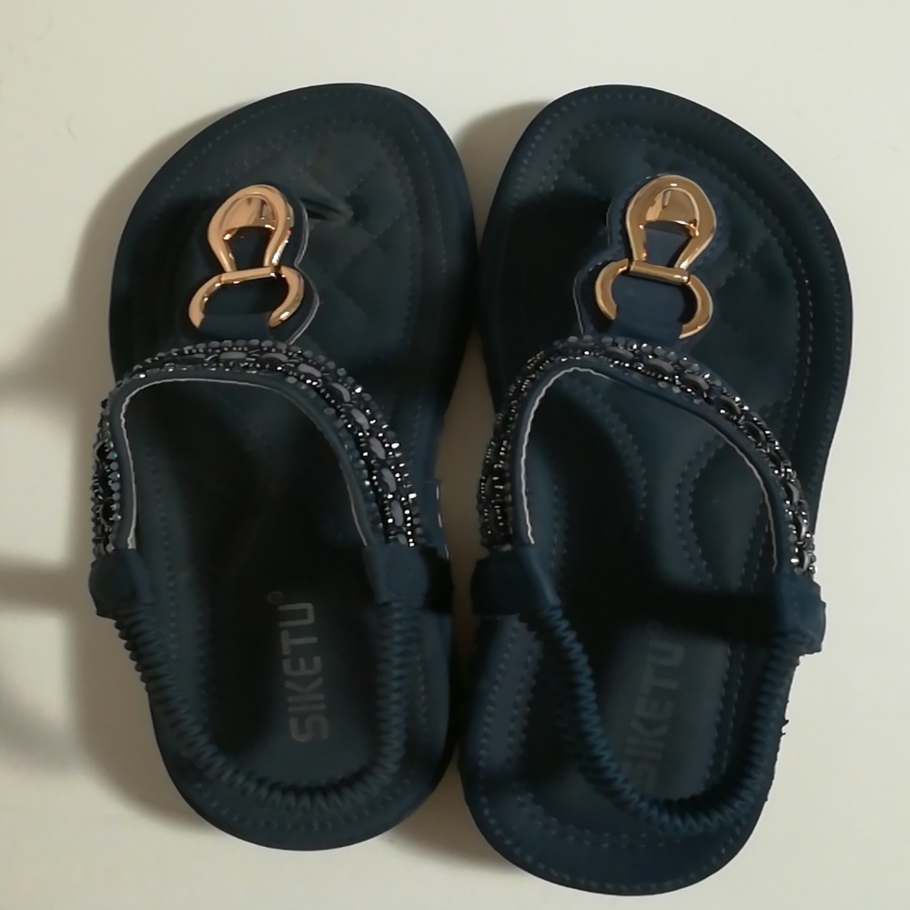 Flip flop. Blue. Siketu. Size 8.